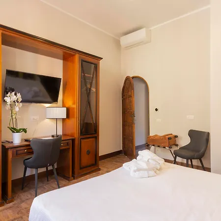 Alberti**** Hotel 4*