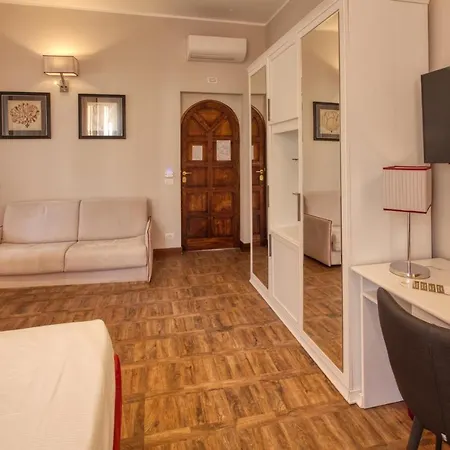 Hotel Alberti**** 4*